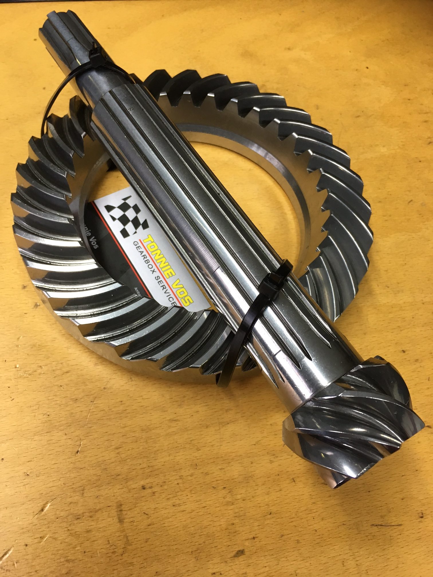 Isotropic Superfinish ISF REM Ring and Pinion Porsche 901